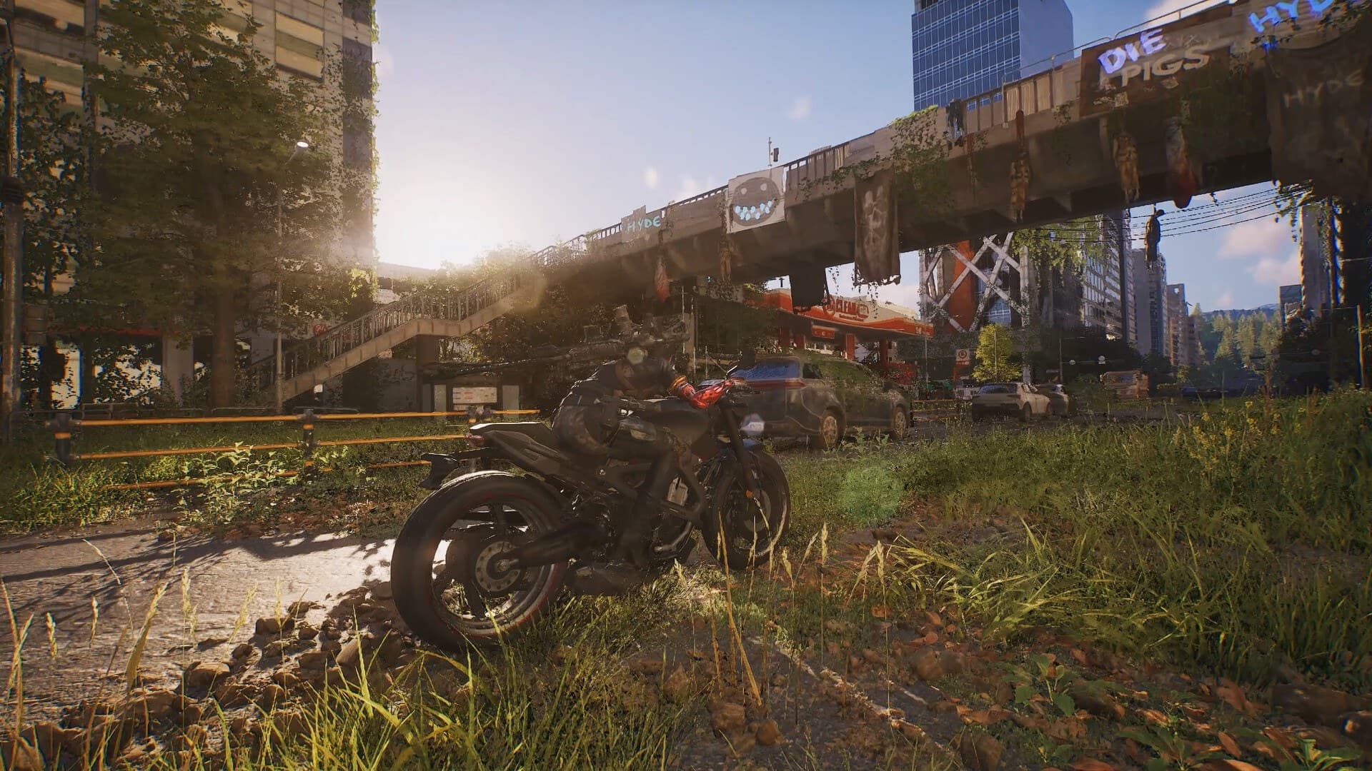 Uma moto estacionada sob um viaduto abandonado de Seul.