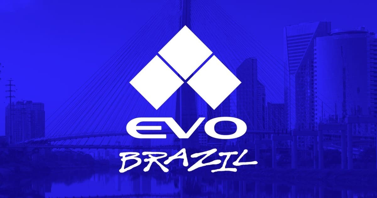 Logotipo oficial da Evo Brazil sobre a paisagem de São Paulo com a Ponte Estaiada