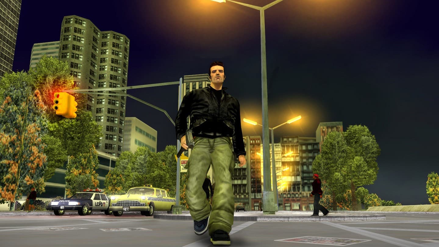 Claude, o protagonista mudo de GTA III, nas ruas de Liberty City.