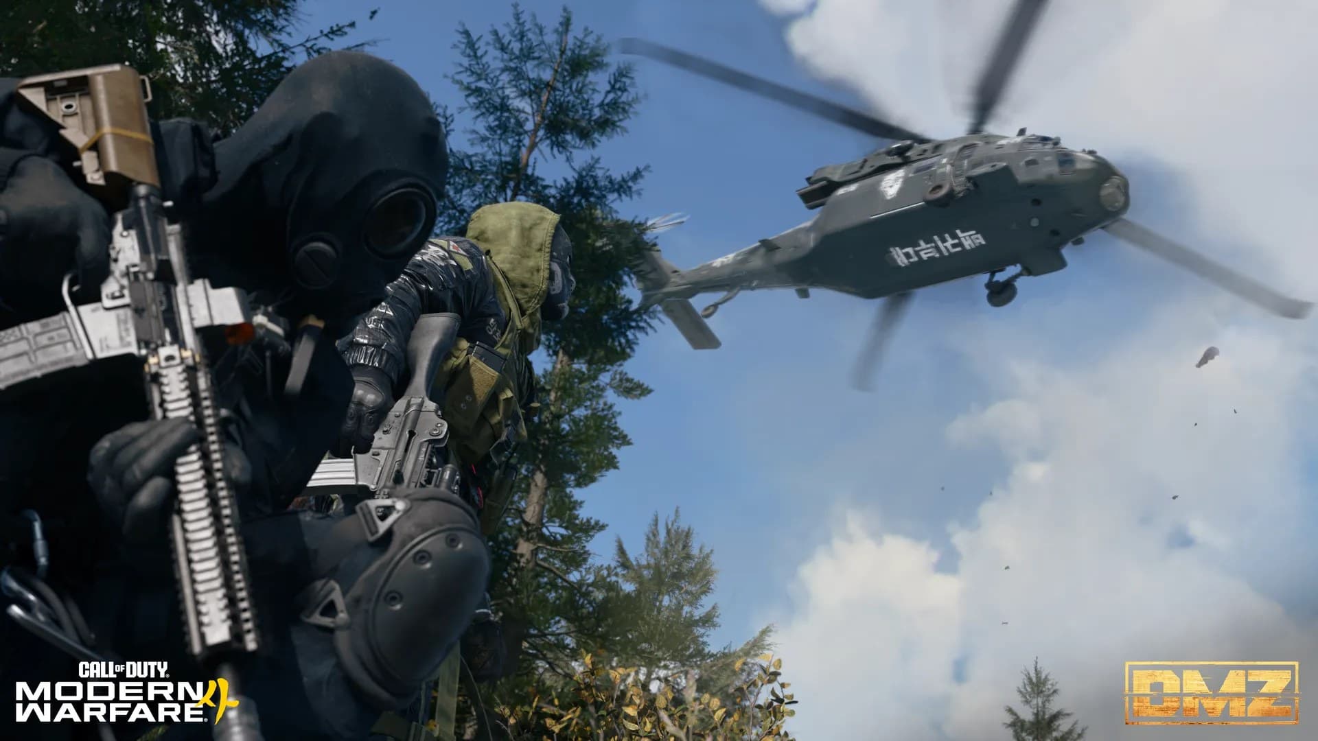 Operadores e helicóptero no DMZ de Modern Warfare 4, modo que também recebeu correções no fim de semana.